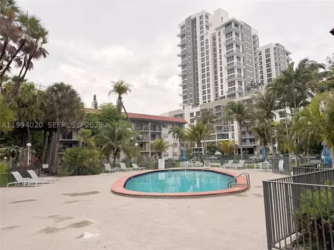 8101 SW 72nd Ave #403W, Miami, FL 33143