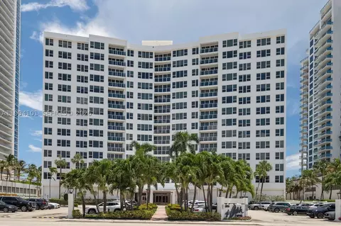 3505 S Ocean Dr #201, Hollywood, FL 33019