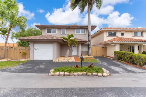 11319 SW 73rd Ln, Miami, FL 33173