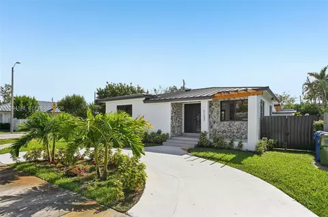 5152 SW 6th St, Miami, FL 33134