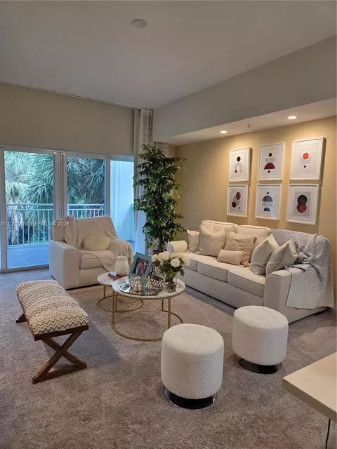 5300 NW 87th Ave #416, Doral, FL 33178