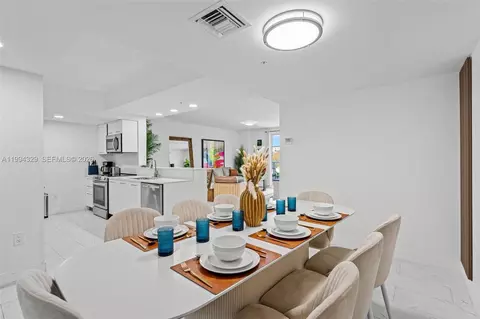 1850 Monroe St #310, Hollywood, FL 33020