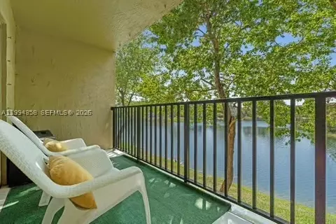 15430 SW 82nd Ln #625, Miami, FL 33193