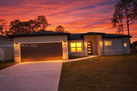 791 Reading St SW, Palm Bay, FL 32909