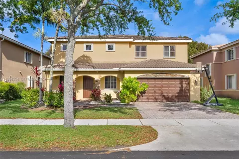 20507 NW 9th Ave, Miami Gardens, FL 33169