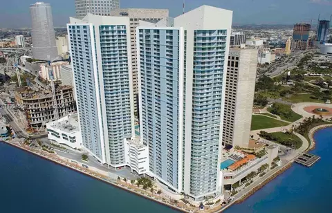 325 S Biscayne Blvd #3314, Miami, FL 33131