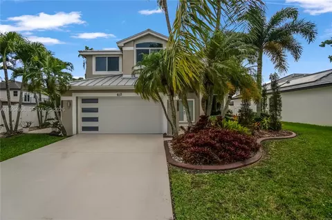 612 SW 179th Ave, Pembroke Pines, FL 33029