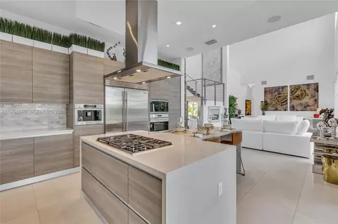 Kitchen - 16631 Sunset Way, Weston, FL 33326 photo 2 of 5