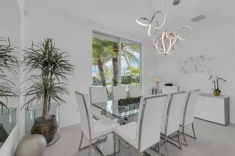 Dining - 16631 Sunset Way, Weston, FL 33326 photo 1 of 1