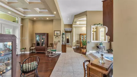 Entry Way - 237 Mclean Pt, Winter Haven, FL 33884 photo 4 of 8