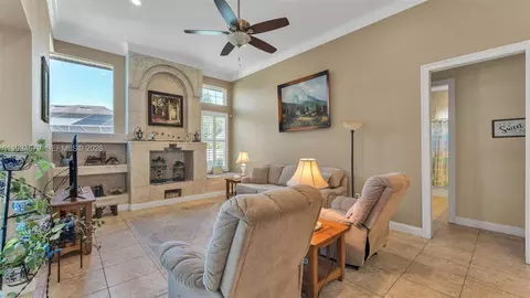 Living - 237 Mclean Pt, Winter Haven, FL 33884 photo 2 of 2