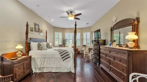 Bedroom - 237 Mclean Pt, Winter Haven, FL 33884 photo 4 of 6