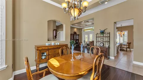 Dining - 237 Mclean Pt, Winter Haven, FL 33884 photo 3 of 4