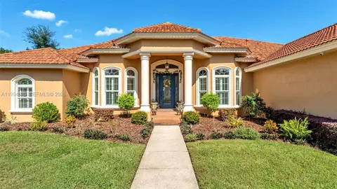 Exterior - 237 Mclean Pt, Winter Haven, FL 33884 photo 5 of 14