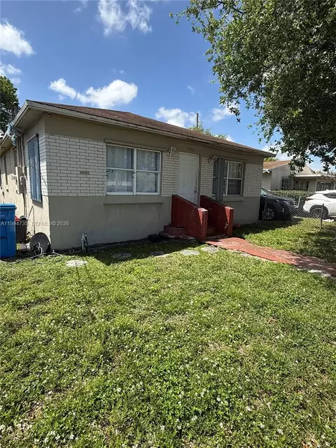 5432 SW 18th St, West Park, FL 33023