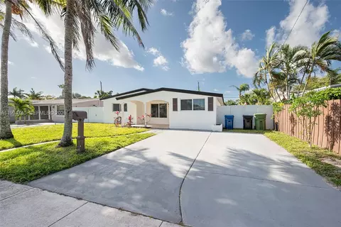 3524 SW 14th St, Fort Lauderdale, FL 33312