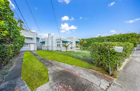 330 NW 25th Ave, Miami, FL 33125