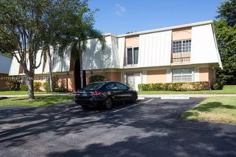 3615 Citrus Trce #4, Davie, FL 33328