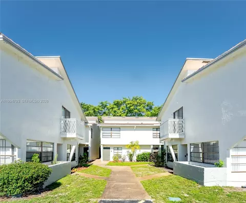 2570 Coral Springs Dr #2570, Coral Springs, FL 33065