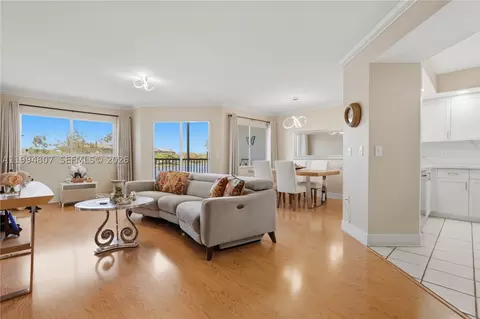 13705 SW 12th St #202B, Pembroke Pines, FL 33027