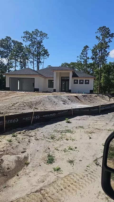 1207 Ramus St E, Lehigh Acres, FL 33974