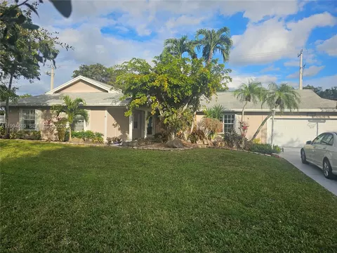 14461 SW 152nd Ct, Miami, FL 33196