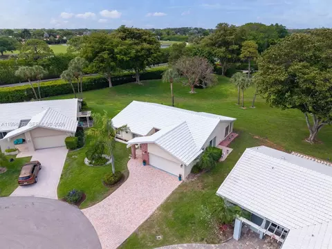 View/Area - 5669 Pinecrest Cir, Boca Raton, FL 33433 photo 1 of 6