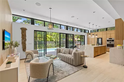 525 NE 101 St, Miami Shores, FL 33138