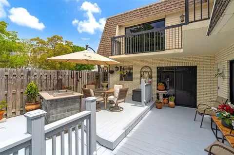 8106 SW 23rd St #28A, North Lauderdale, FL 33068