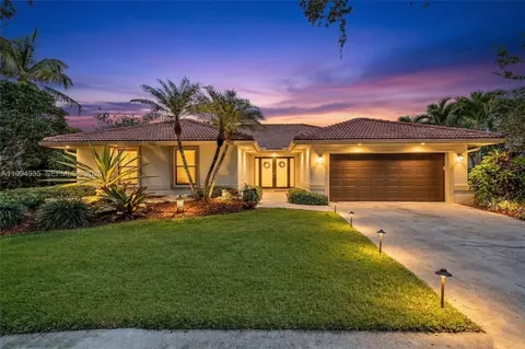 1601 Eastlake Way, Weston, FL 33326