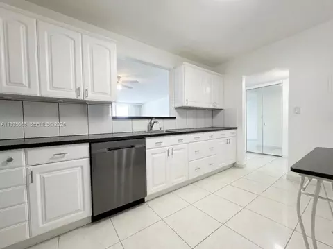 3800 S Ocean Dr #816, Hollywood, FL 33019
