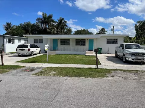 1340 NW 102nd St, Miami, FL 33147