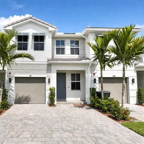 181 SW 170th Ave, Pembroke Pines, FL 33027