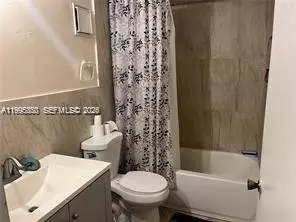 3301 NW 47th Ter #113, Lauderdale Lakes, FL 33319