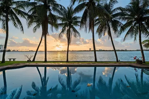 220 Bal Bay Dr, Bal Harbour, FL 33154