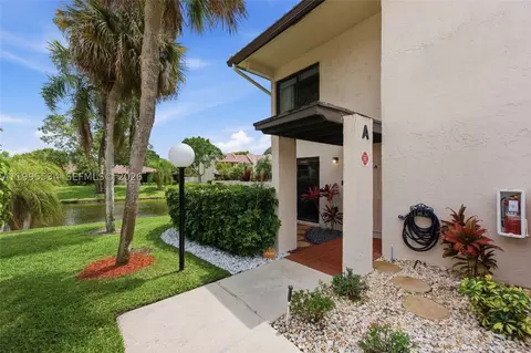 21160 Juego Cir #13A, Boca Raton, FL 33433