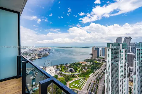 398 NE 5th St #4716, Miami, FL 33132