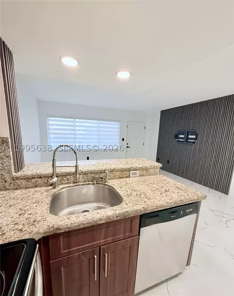 8660 NW 5th Ter #15-108, Miami, FL 33126