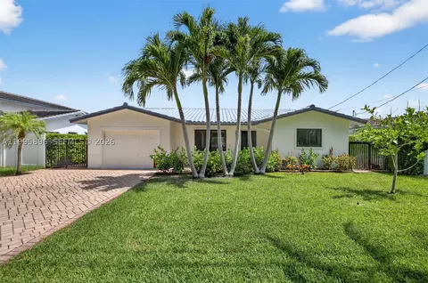 2481 SE 15th St, Pompano Beach, FL 33062
