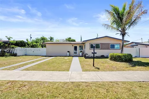 19411 Gulfstream Rd, Cutler Bay, FL 33157