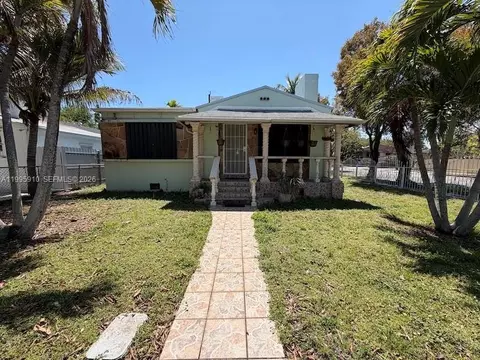 446 NW 45th St, Miami, FL 33127
