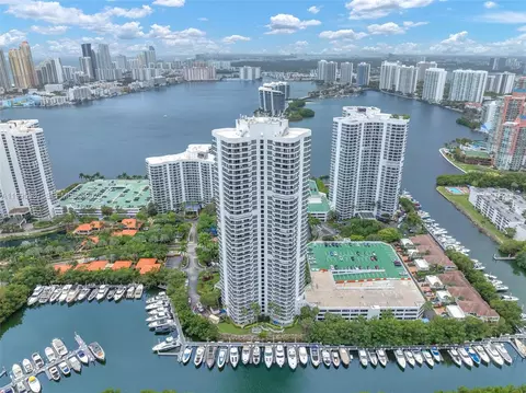 3500 Mystic Pointe Dr #3001, Aventura, FL 33180