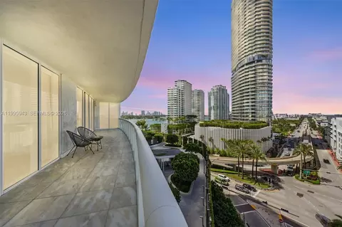 450 Alton Rd #910, Miami Beach, FL 33139