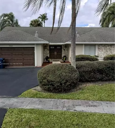 7969 NW 51st Ct, Lauderhill, FL 33351
