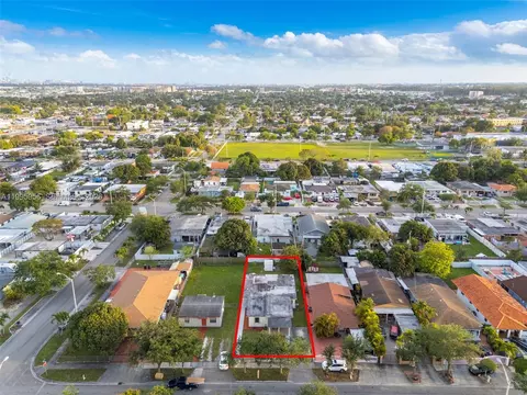 View/Area - 670 E 45th St, Hialeah, FL 33013 photo 1 of 5