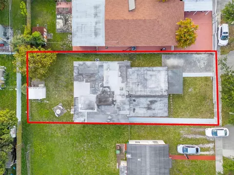 View/Area - 670 E 45th St, Hialeah, FL 33013 photo 5 of 5