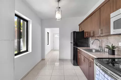 Other - 670 E 45th St, Hialeah, FL 33013 photo 4 of 10
