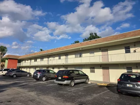 609 S State Road 7 #2D, Margate, FL 33068