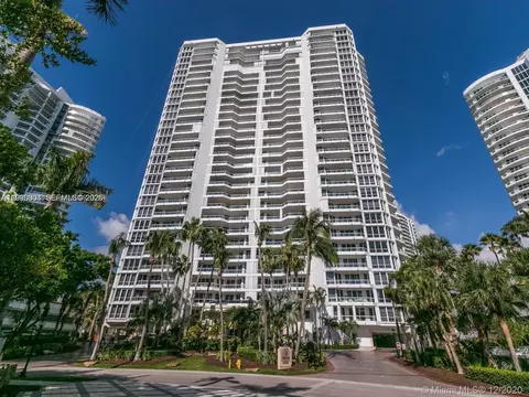 21150 Point Pl #701, Aventura, FL 33180
