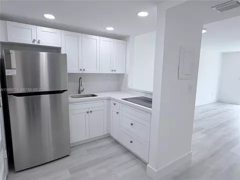 2980 Point East Dr #D112, Aventura, FL 33160